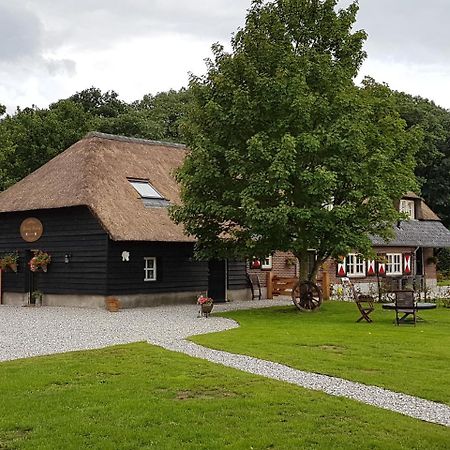 Gasterij Liedorp Panzió Lierop Kültér fotó