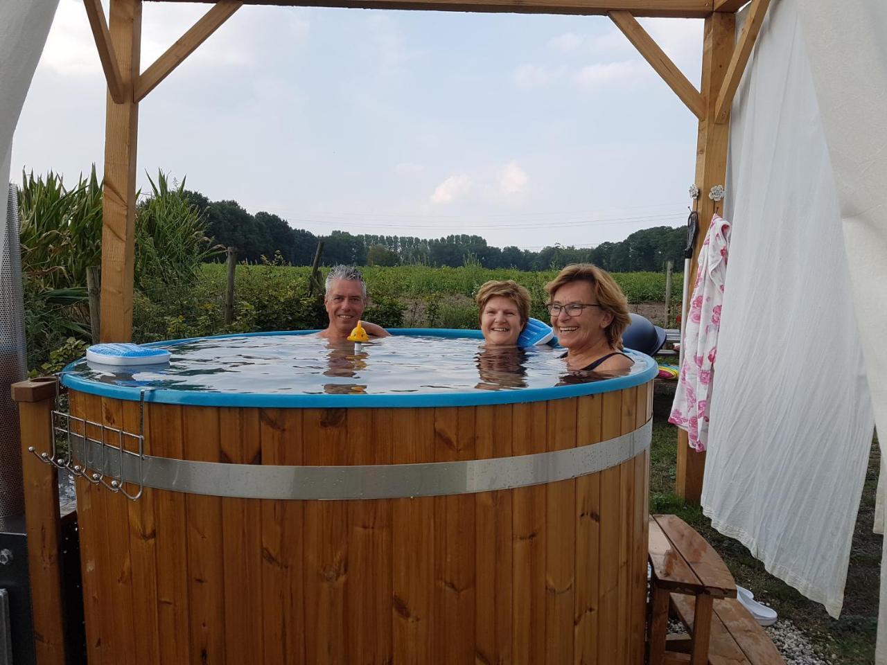 Gasterij Liedorp Panzió Lierop Kültér fotó