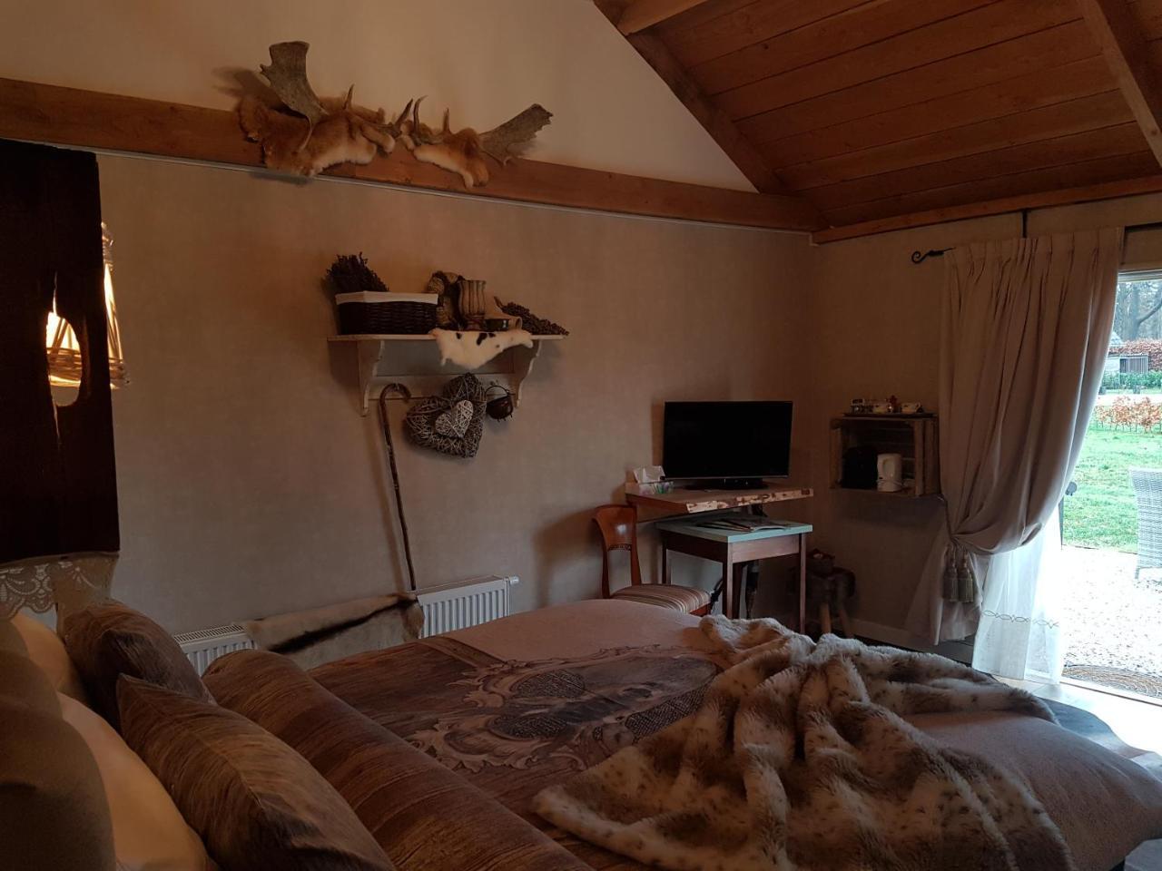 Gasterij Liedorp Panzió Lierop Kültér fotó